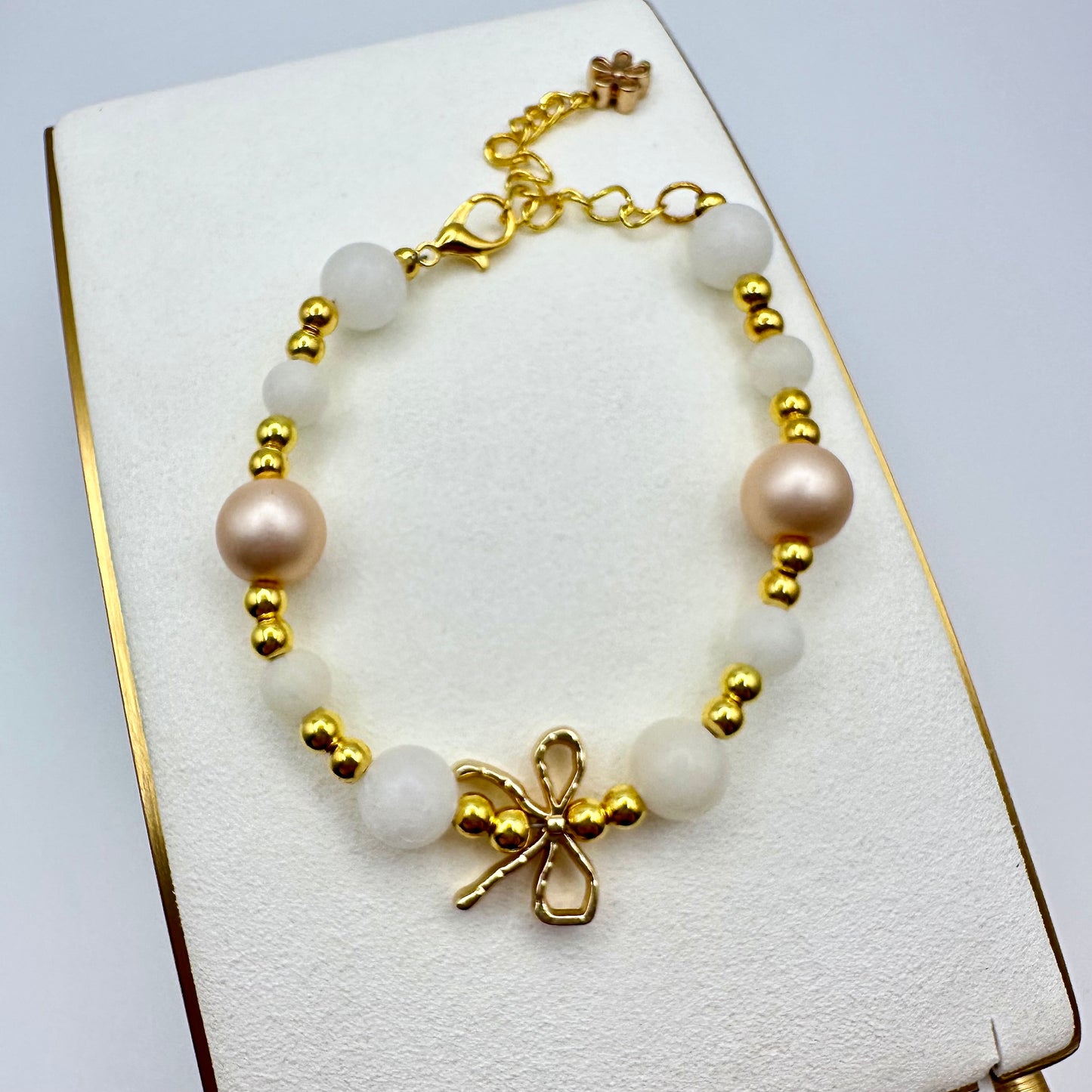 π« Rosy Ribbon Bracelet