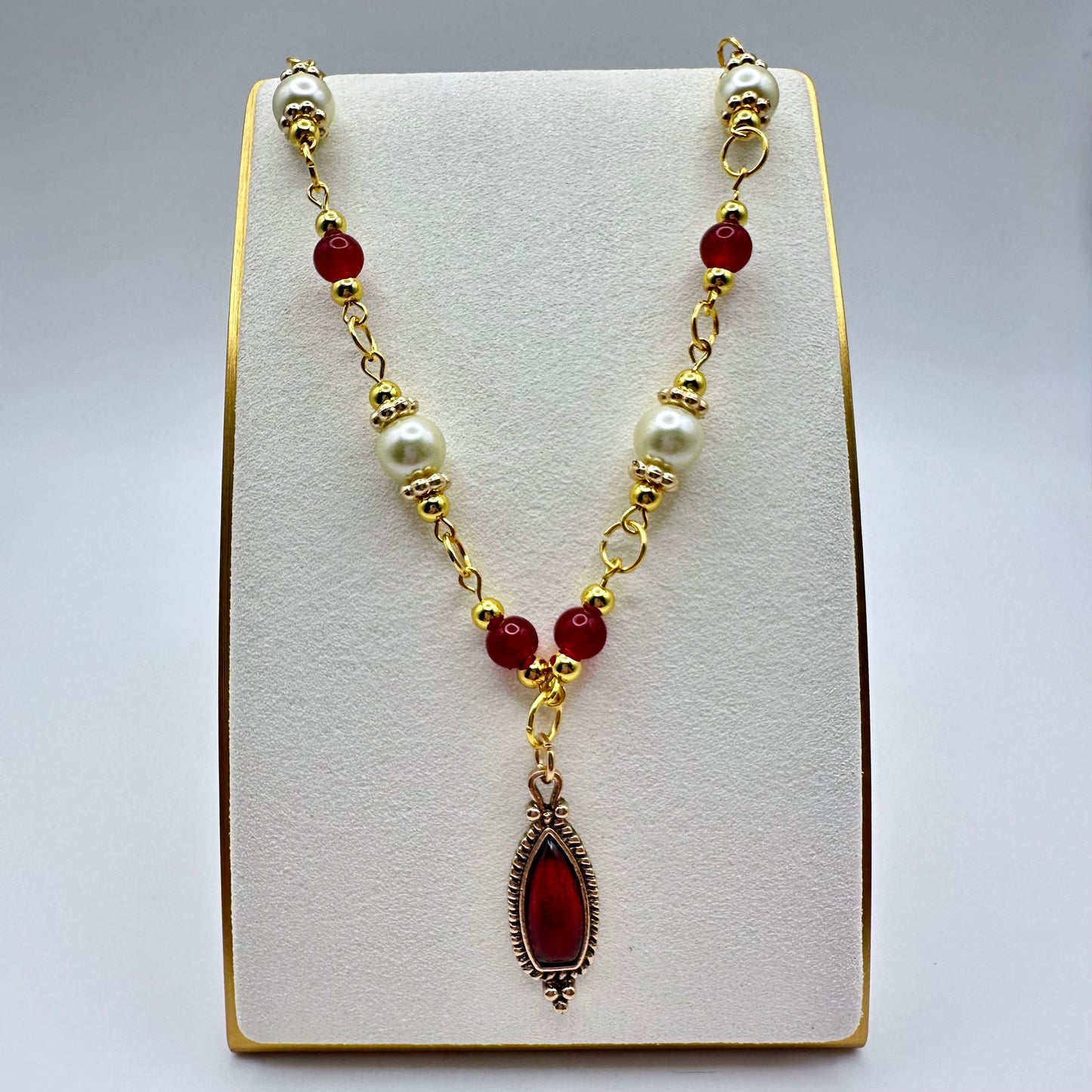 ❤️🔥 Crimson Charm Pearl Chain Necklace