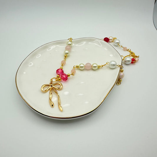 🎀 Ribboned Rose Beaded Necklace