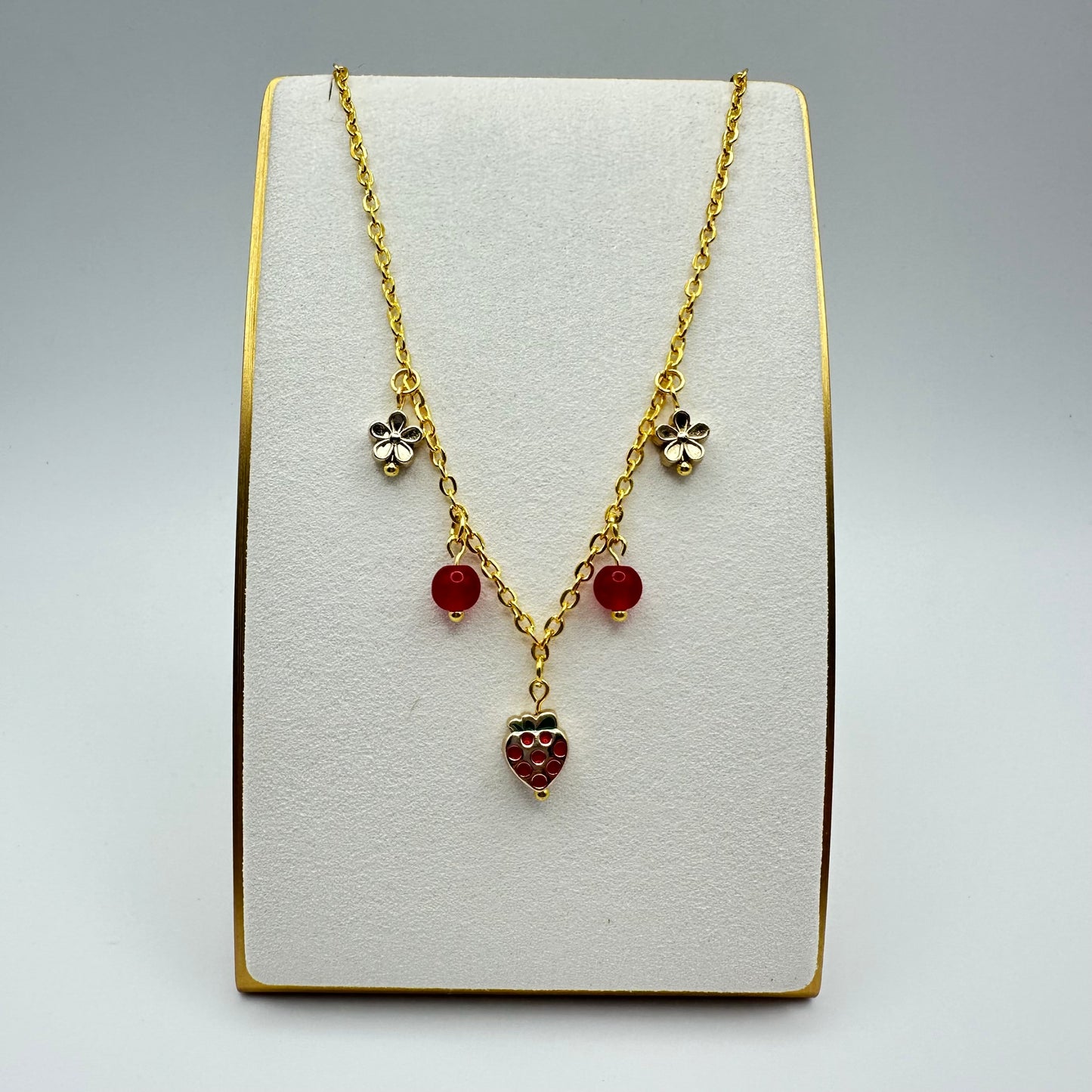 π Strawberry Sugar Bloom Necklace