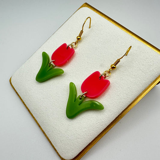 🌷 Blushing Tulip Dangle Earrings
