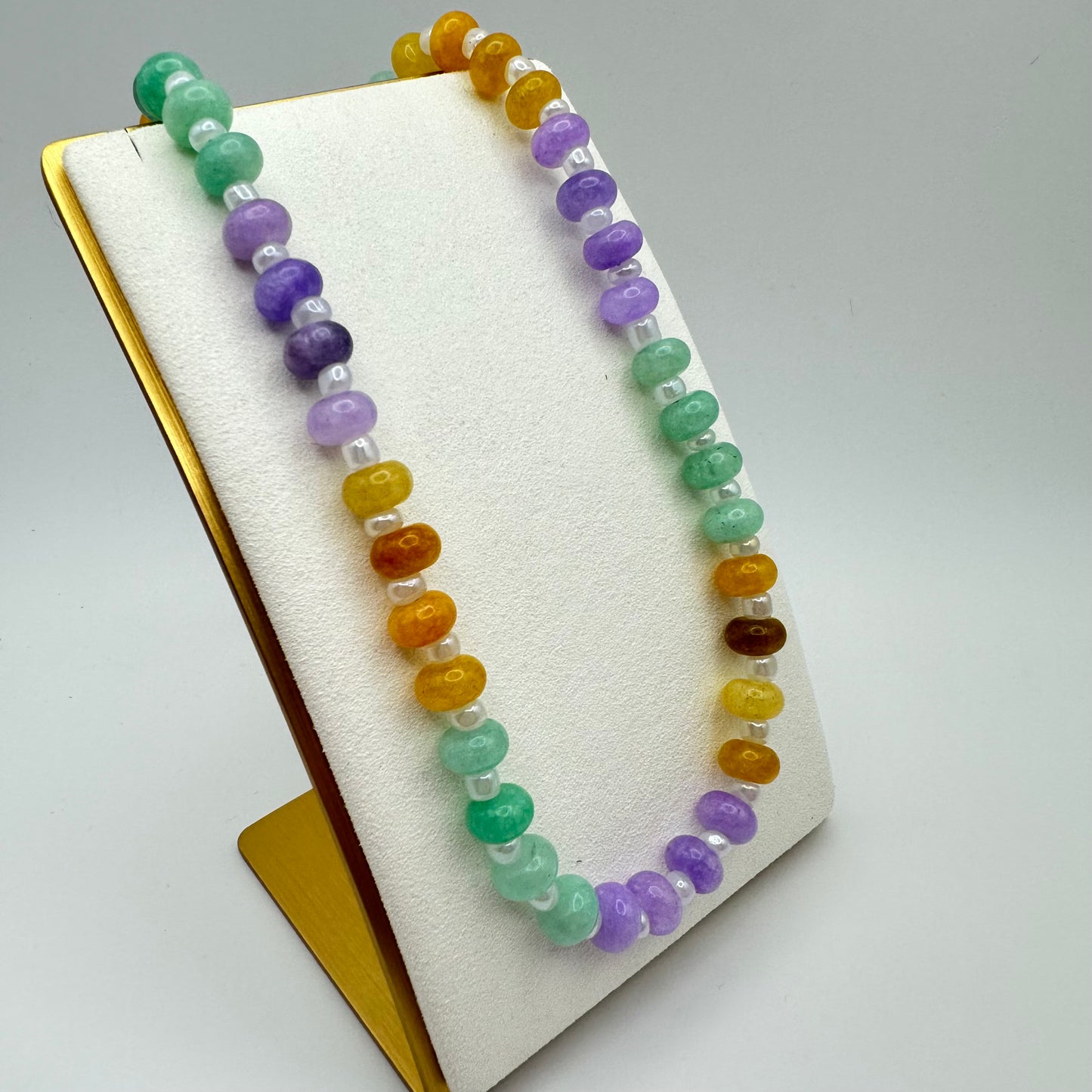 π Pastel Grove Strand Beaded Necklace