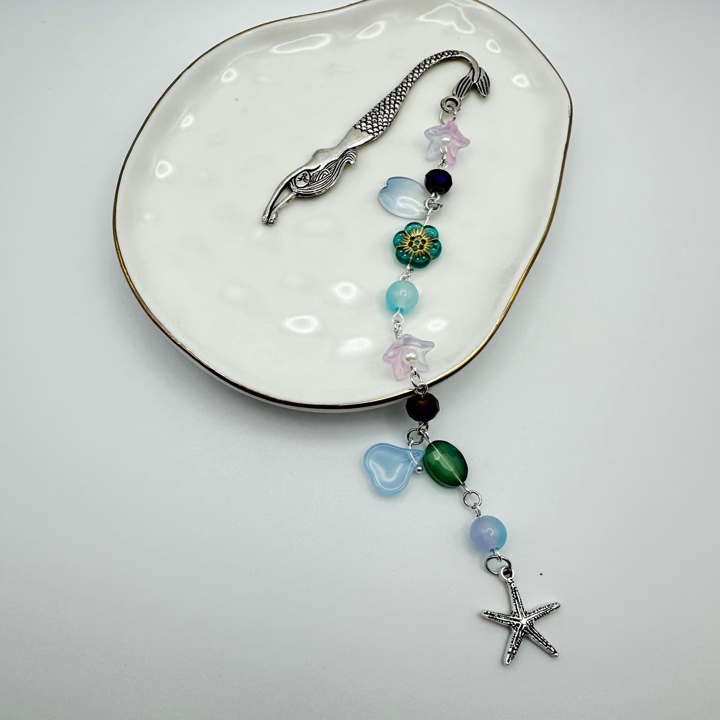 🧜♀️ Seashell Chapter Drift Beaded Bookmark