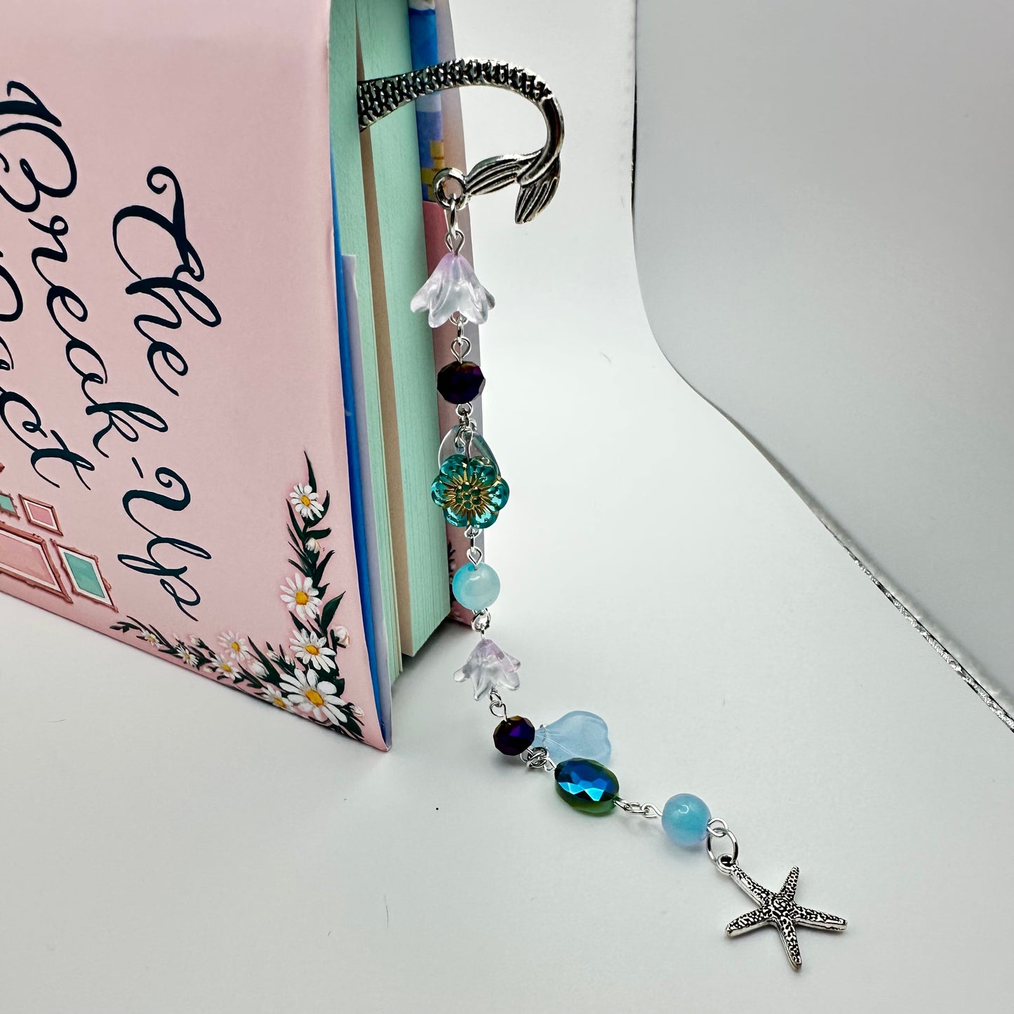 🧜♀️ Seashell Chapter Drift Beaded Bookmark