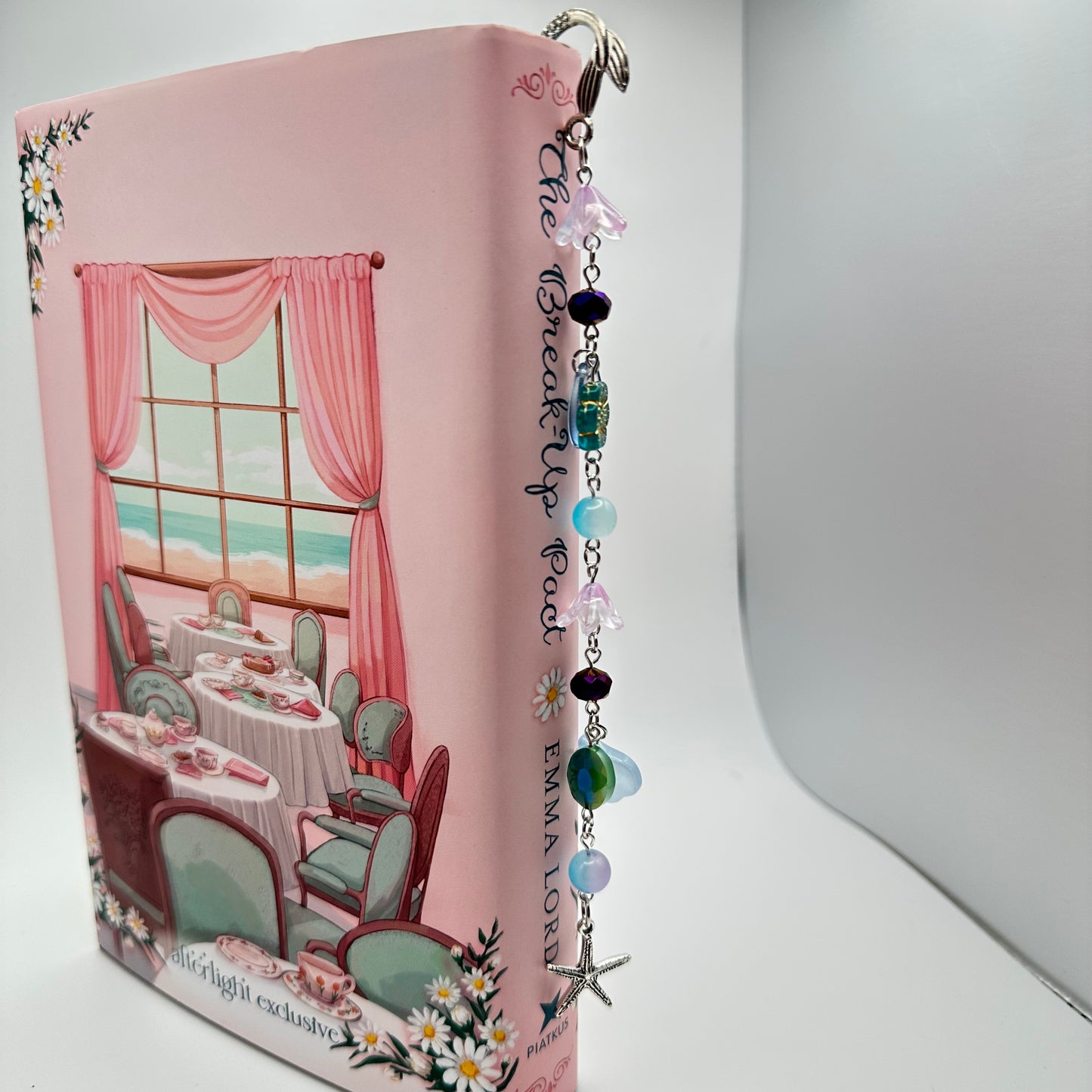 🧜♀️ Seashell Chapter Drift Beaded Bookmark