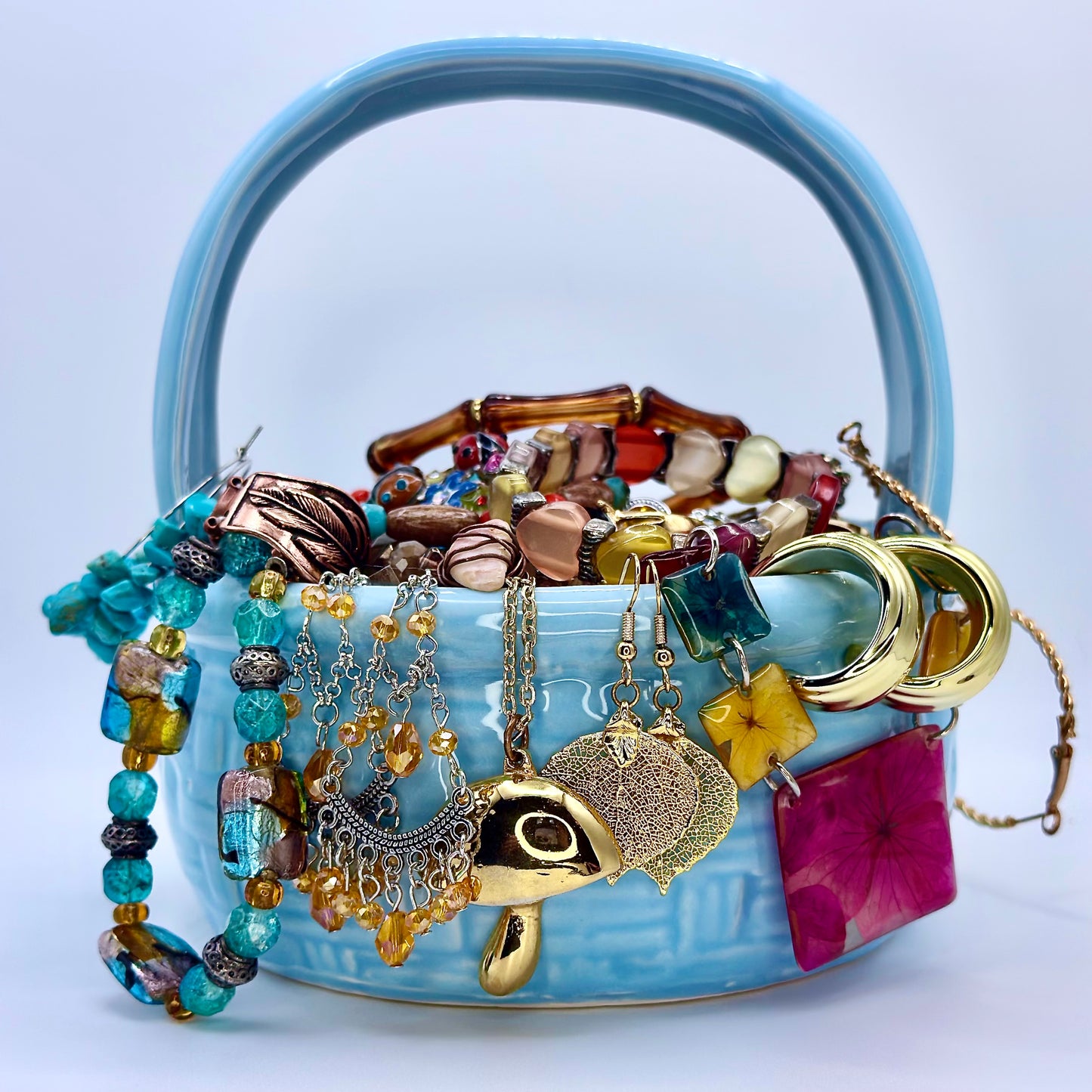 π― The Enchanted Cottages Collection: Honeybee Cottage Mystery Jewelry Jar