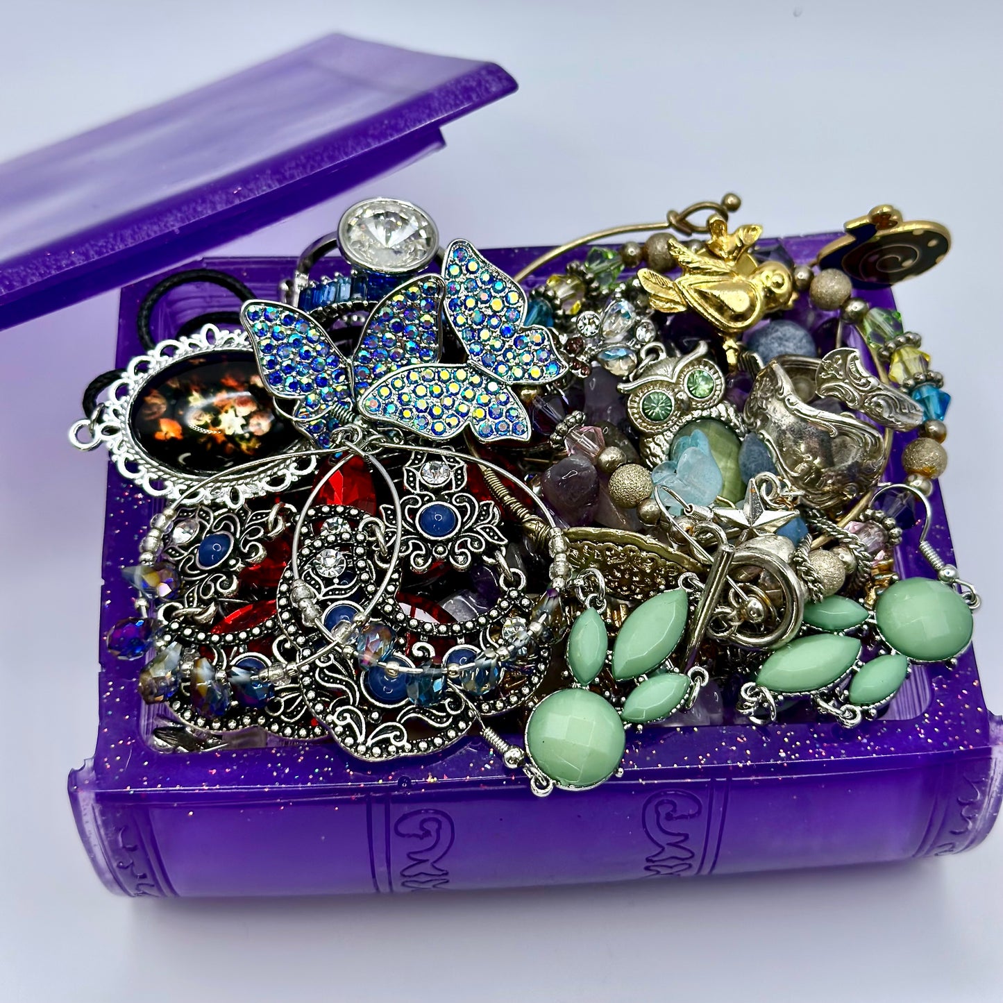 π The Enchanted Cottages Collection: Storybook Cottage Mystery Jewelry Jar