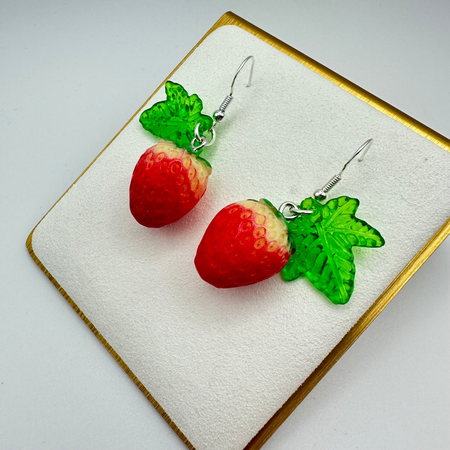 🍓 Berry Sweet Dangle Earrings