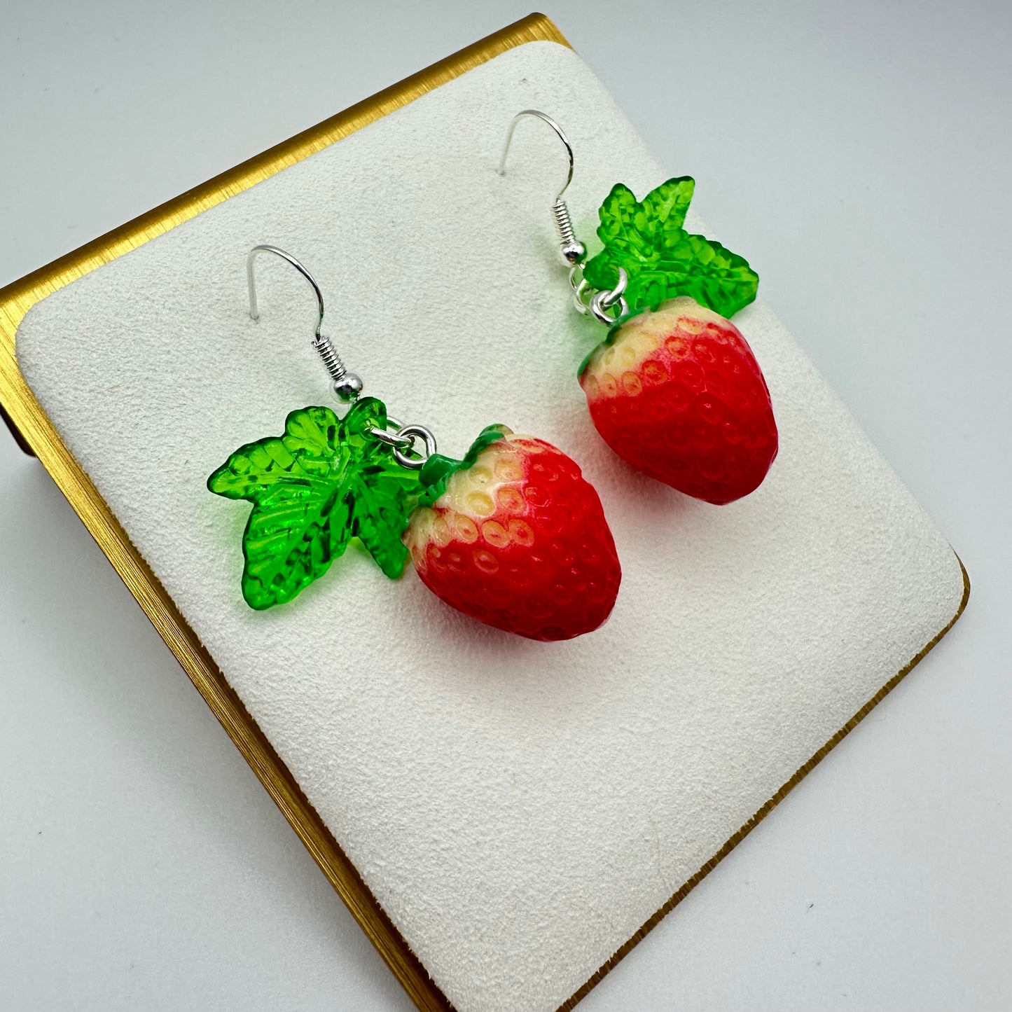 🍓 Berry Sweet Dangle Earrings
