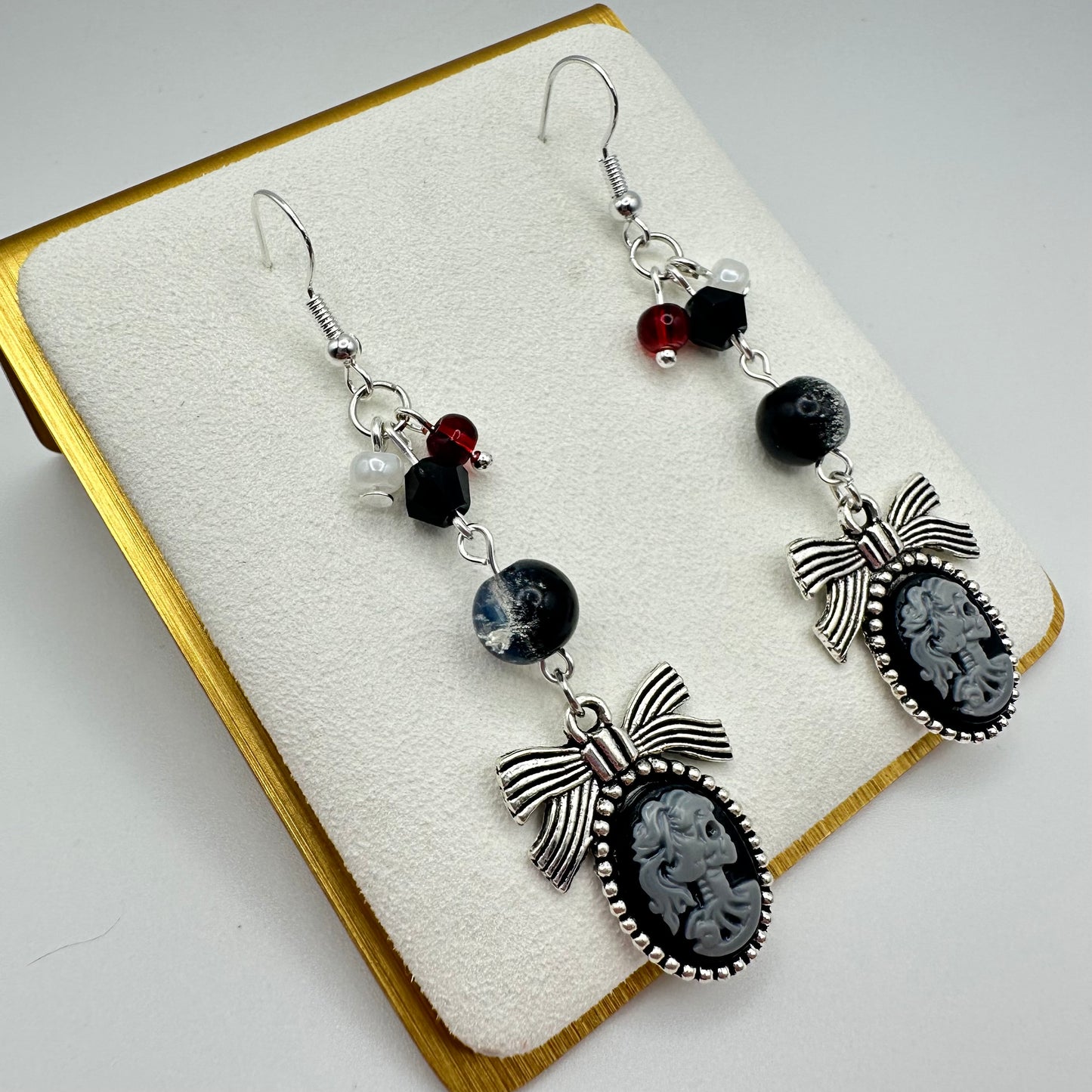 🕯️ Ghoulfriend Glamour Drop Earrings