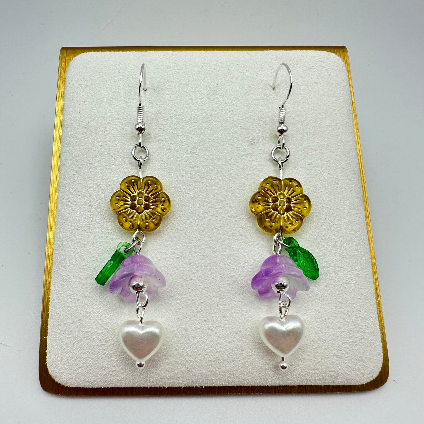 🌼 Golden Bloom & Heart Drop Earrings