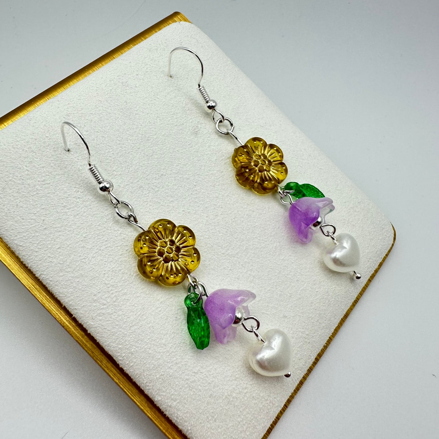 🌼 Golden Bloom & Heart Drop Earrings