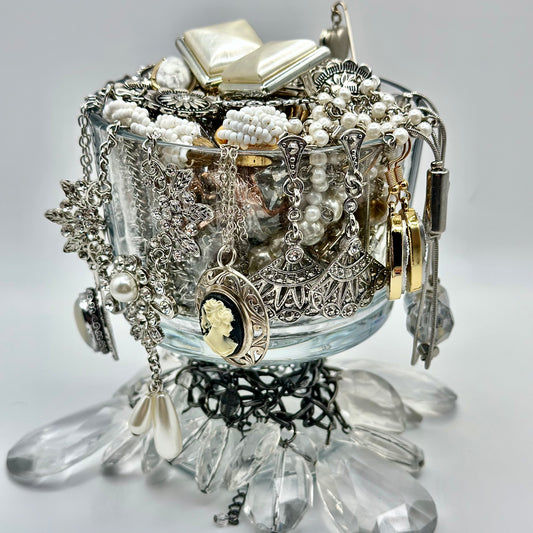 ❄️ The Moonlight Parlor Collection: Crystal Parlor Mystery Jewelry Jar