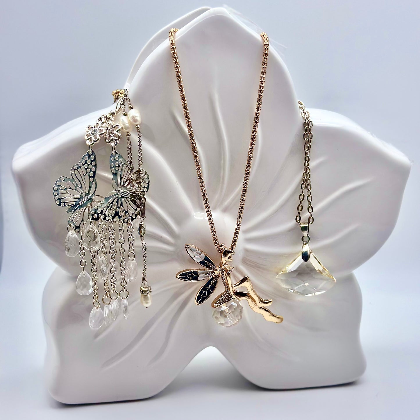 🤍 The Court of the Fae Collection: Ivory Petal Fairy Bloom Mystery Jewelry Jar